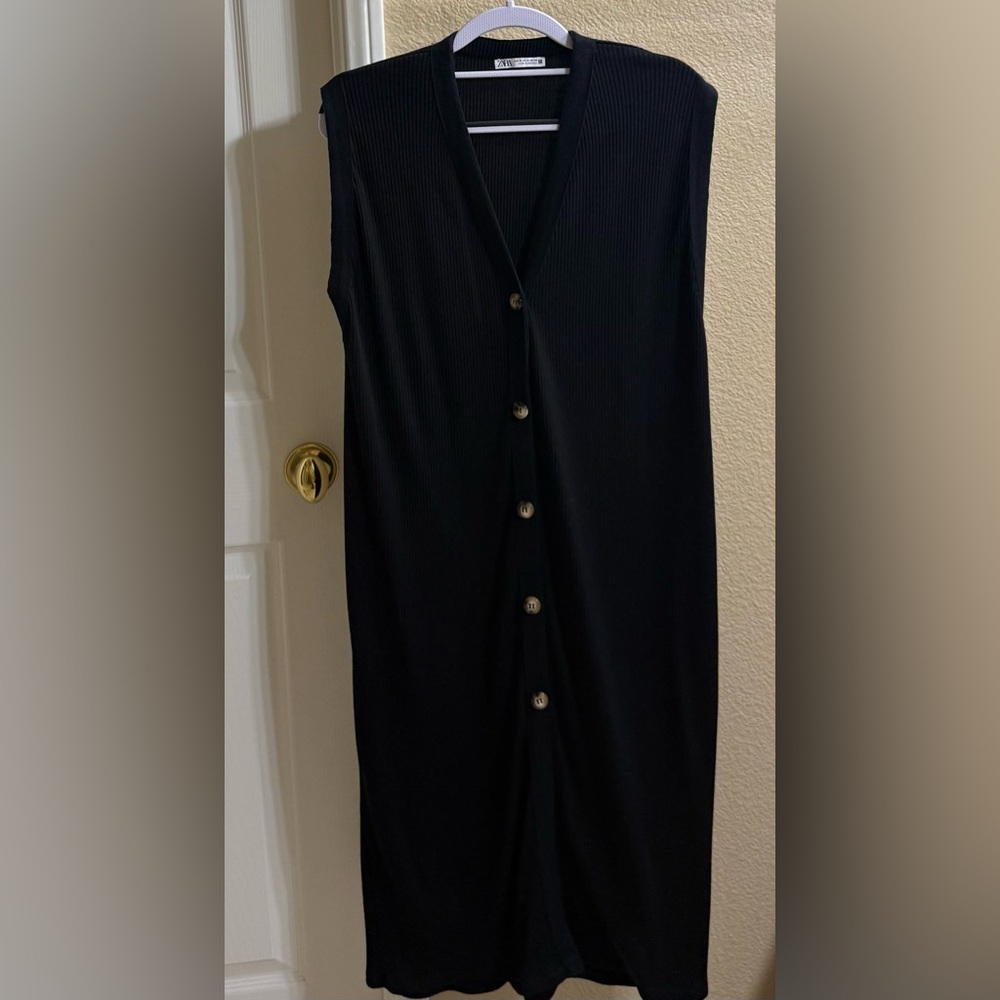 Zara Black Ribbed Garment